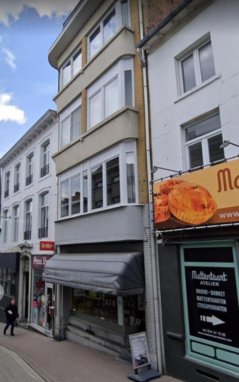 Simpele Slaapkamer Geraardsbergen Esterno foto